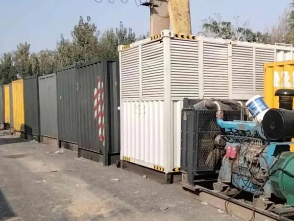 兴隆台200KW柴油发电机机组每小时油耗是多少?